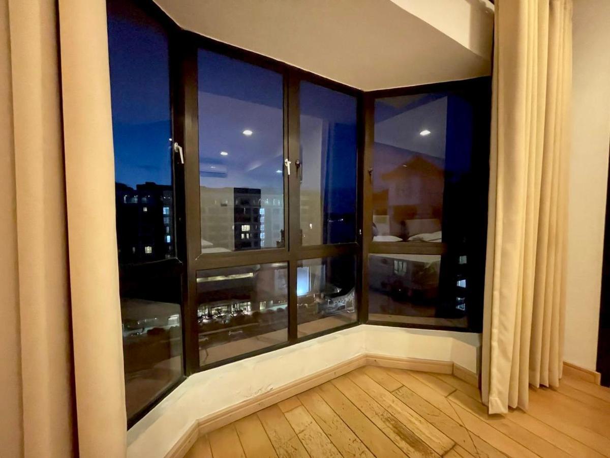 Penthouse Marina Court Vacation Home 4 Bedrooms Kota Kinabalu 14Pax Luaran gambar
