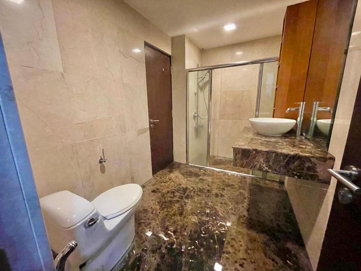 Penthouse Marina Court Vacation Home 4 Bedrooms Kota Kinabalu 14Pax Luaran gambar